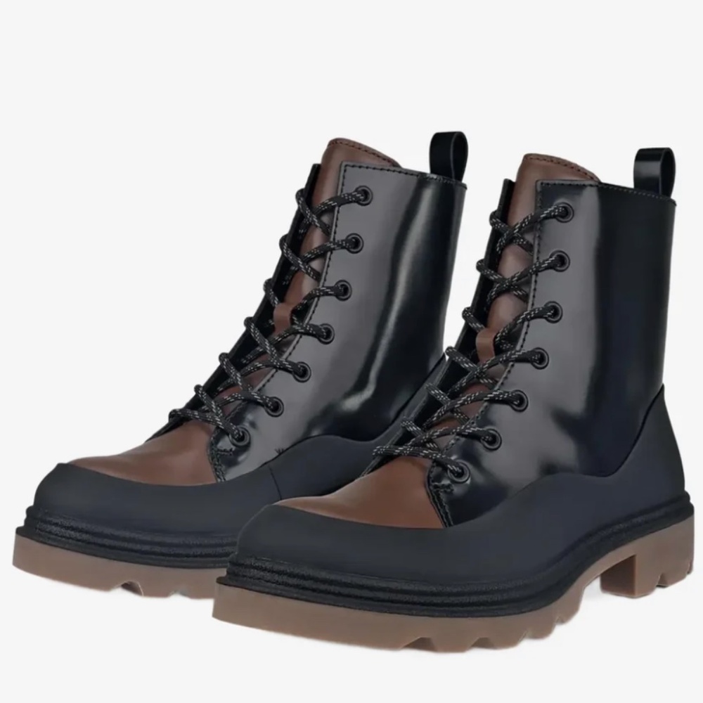 BRAND NEW ECCO Leather Mid-Cut Boot in Size 39